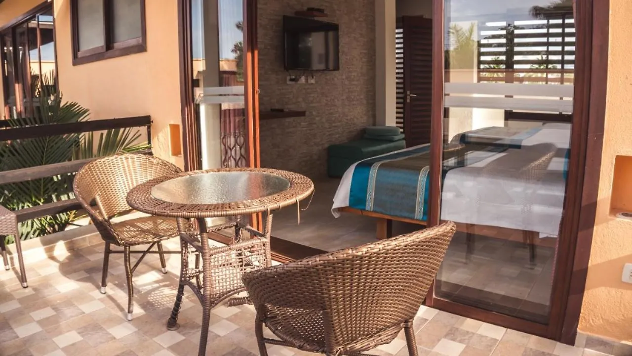 Hotel Balcones De Apiay